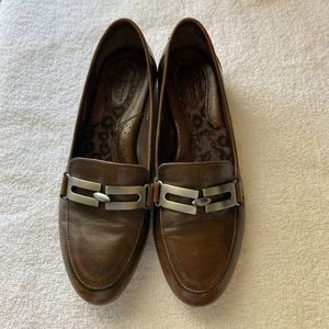 BORN Leather Slip On Dark Brown Shoes 9 1/2 / 41 M/W Medium Wide